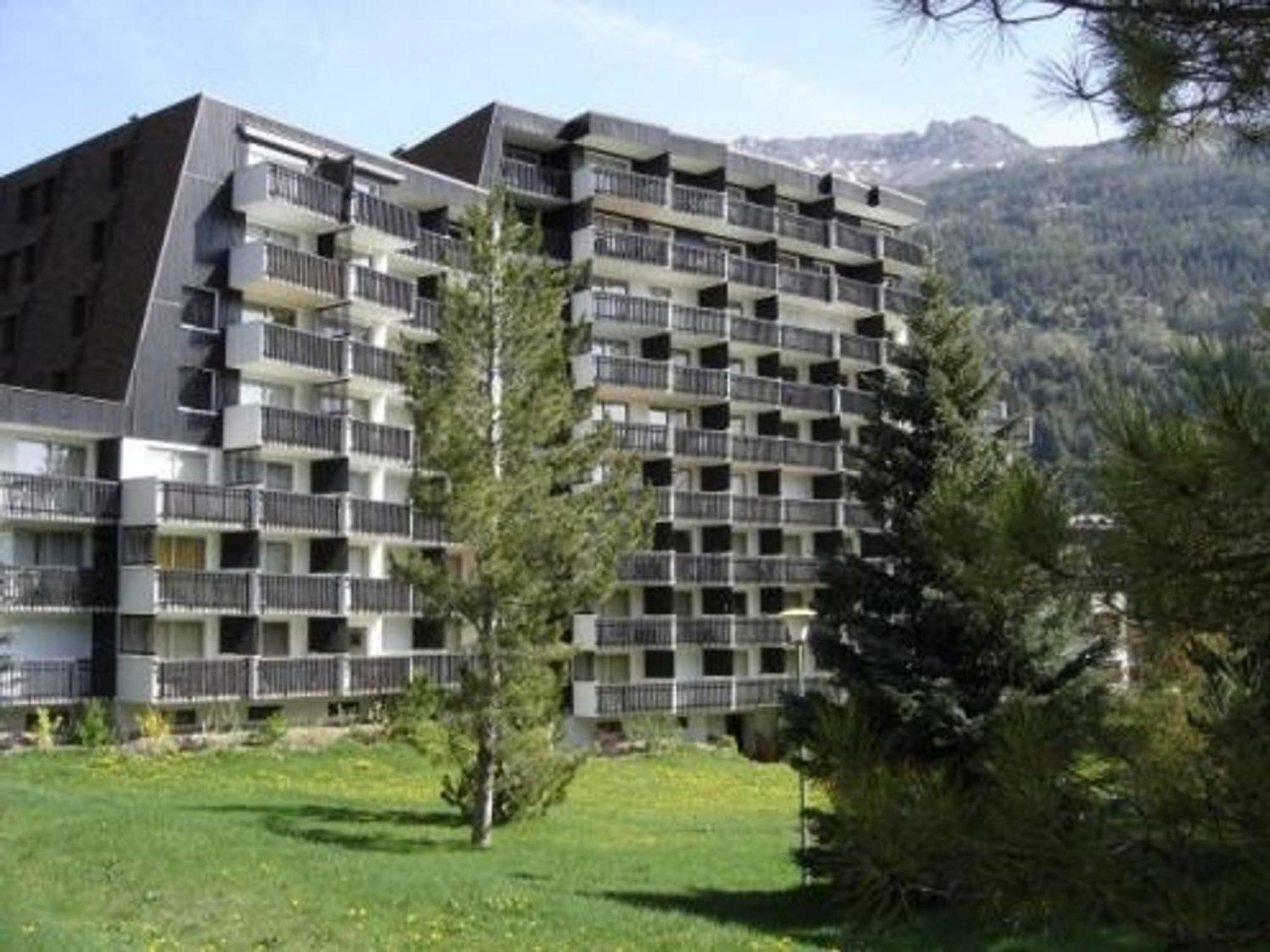 Appartement 3 Pieces, 6 Couchages A La Salle-Les-Alpes, Proche Pistes, Balcon Et Terrasse - Fr-1-330F-41 Serre Chevalier Dış mekan fotoğraf